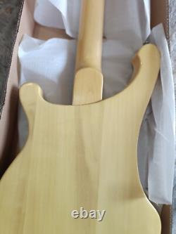 Rickenback 4-string electric bass guitar rosewood fingerboard Chrome Parts