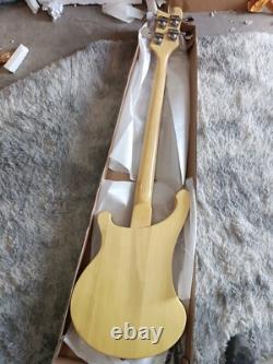 Rickenback 4-string electric bass guitar rosewood fingerboard Chrome Parts