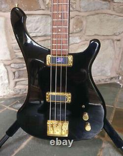 Rickenbacker 4004Cii Cheyenne Bass Guitar