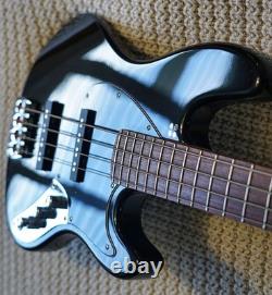 Sandberg Electra TT4 Series Bass Guitar, Rosewood Fingerboard, Zero Fret Superb