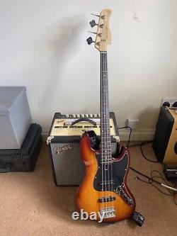 Sire Marcus Miller Bass Guitar & Fender Rumble 40w V3 Bass amp