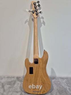 Sire Marcus Miller P7 5 String Bass Guitar with Hard Case Gorgeous Must See