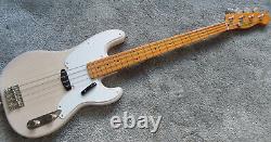Squier Classic Vibe 50s Precision Bass Guitar in Blonde