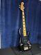 Squier Classic Vibe'70s Five String Jazz Bass Plus Case