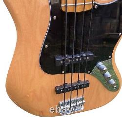 Squier Classic Vibe 70s Jazz Bass Superb