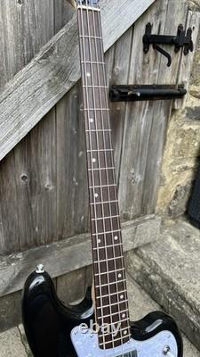 Squier Paranormal Rascal Bass HH, Metallic Black, Poplar Body, Laurel fboard