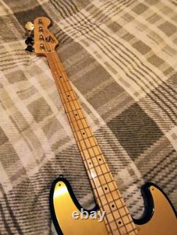 Squier Paranormal Series 54 Jazz Bass Black and Gold