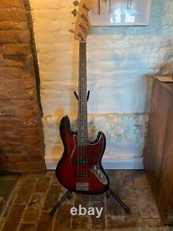 Squier Vintage Jazz Bass (3 Tone Sunburst, Rosewood) Released 2013