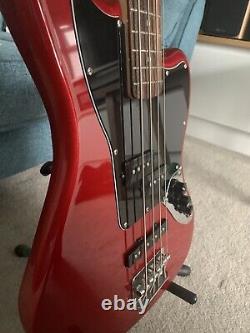 Squier Vintage Modified Jaguar Bass, SS Short Scale, Candy Apple Red, 2017