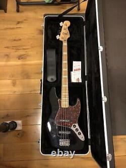 Squier Vintage Modified Jazz Bass'77