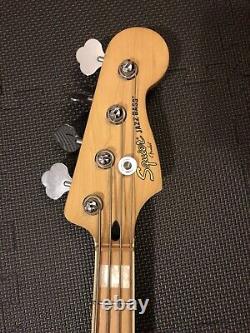 Squier Vintage Modified Jazz Bass'77