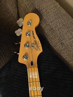 Squier Vintage Modified Jazz Bass Guitar'77
