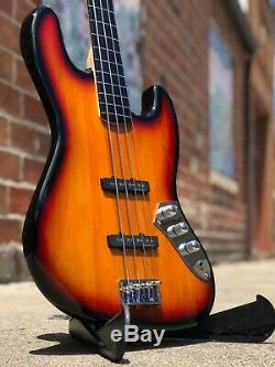 Squier Vintage Modified Jazz Fretless Electric Bass Guitar 3-Color Sunburst