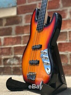 Squier Vintage Modified Jazz Fretless Electric Bass Guitar 3-Color Sunburst