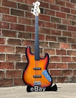 Squier Vintage Modified Jazz Fretless Electric Bass Guitar 3-Color Sunburst