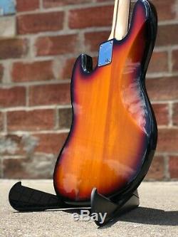 Squier Vintage Modified Jazz Fretless Electric Bass Guitar 3-Color Sunburst