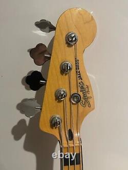Squier vintage modified jazz bass'70s candy apple red