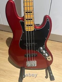 Squier vintage modified jazz bass'70s candy apple red
