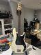 Squire Bass Vintage Modified Series With Upgraded Seymour Duncan Pickups + Case