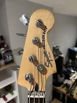 Squire Bass Vintage Modified Series with Upgraded Seymour Duncan Pickups + Case