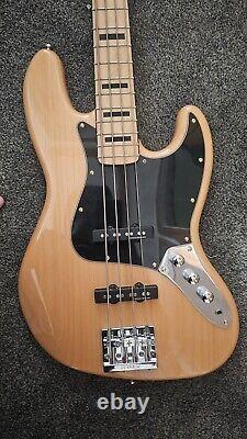 Squire Classic Jazz Bass