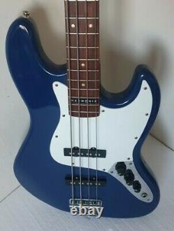 Starfire Electric Bass Guitar, 4 Strings, Right-handed In Great Conditions