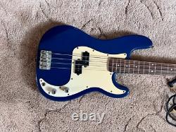 Starfire Electric Bass Guitar Blue 4 String Serial No. 121086 + Cable