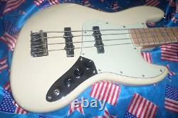 Stunning Revelation Rbj-67 Bass Guitar, Maple Neck, Entwhistle Pickups