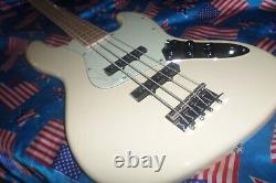 Stunning Revelation Rbj-67 Bass Guitar, Maple Neck, Entwhistle Pickups