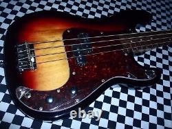 Superb Revelation Rpb-65 3 Tone Sunburst Bass Guitar, Set Up, Entwhistle Pick Ups