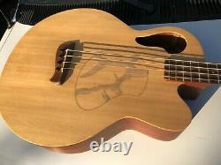 Tacoma Thundercheif CB10 Acoustic Electric Bass Guitar