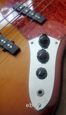 Tanglewood Bass Guitar. Excellent condition. Jazz bass. Cash on collection only