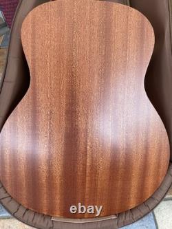 Taylor GS Mini Bass Electric Acoustic Bass