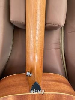 Taylor GS Mini Bass Electric Acoustic Bass