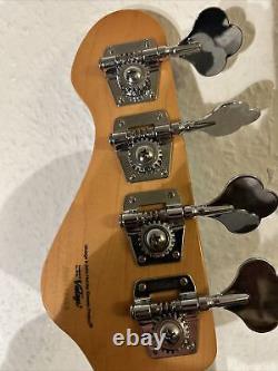 VINTAGE BASS GUITAR VJ74 (HALF PRICE JAZZ/ROCK) L/blue