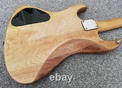 VOX White Shadow 4-string Fretless bass. 1980s. M. I. Japan Original Vox case