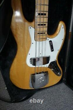 Vintage 1972 Fender jazz bass guitar