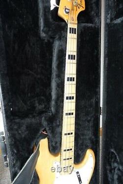 Vintage 1972 Fender jazz bass guitar