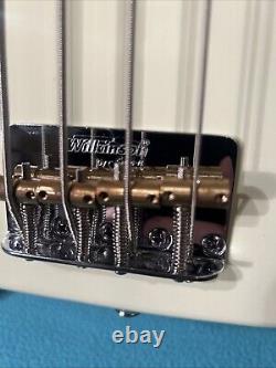 Vintage Guitar (V4 MVW) MAPLE BASS 1/2 RRP