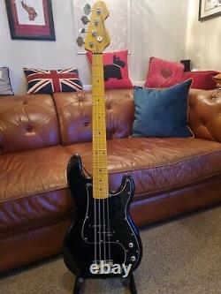 Vintage V4 Tony Butler Signature Bass Guitar Black V4MTB