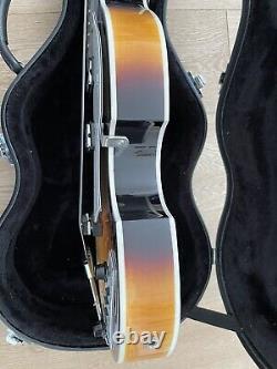 Vintage VVB4 Hofner Style Violin Bass With La Bella Flatwound Strings And Case