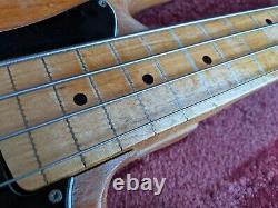 Vintage fretless Bass Guitar with Maple neck