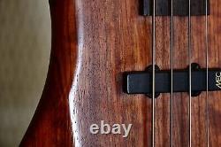 Warwick Pro Series Corvette 4 str Bass Guitar 2013