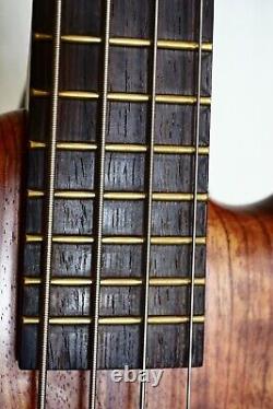Warwick Pro Series Corvette 4 str Bass Guitar 2013