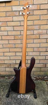 Washburn Taurus T24 Electric Bass Guitar Neck-Through Mahogany