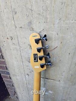 Washburn force 8 vintage electric bass guitar