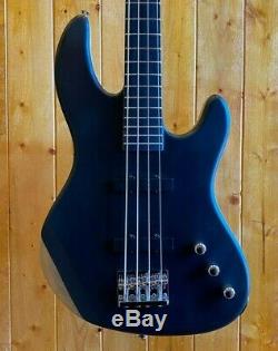 Wolf JB4 Electric Bass Guitar Jet Black(Matt Finish)