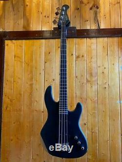 Wolf JB4 Electric Bass Guitar Jet Black(Matt Finish)