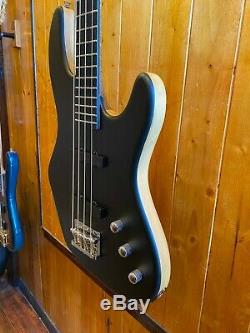 Wolf JB4 Electric Bass Guitar Jet Black(Matt Finish)