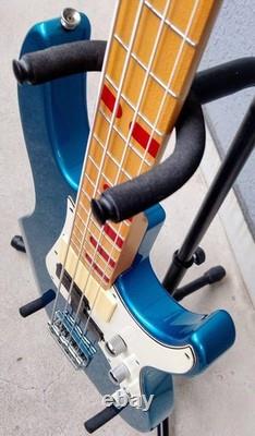 YAMAHA Attitude Special BASS / Electric Bass Guitar
